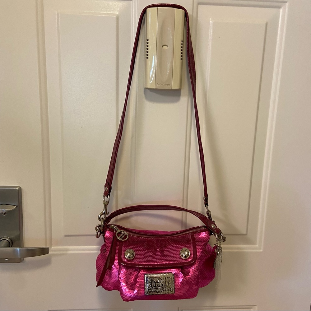 🩷 NWOT Rare Retired Coach Poppy Pink Sequin Bag 🩷